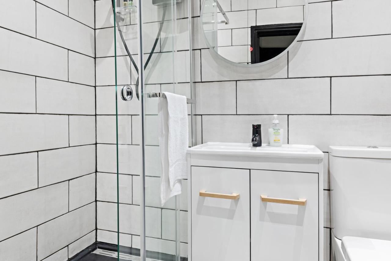 Hidden Retreat In The Heart Of The City - 2 Bed Apt Nottingham Buitenkant foto