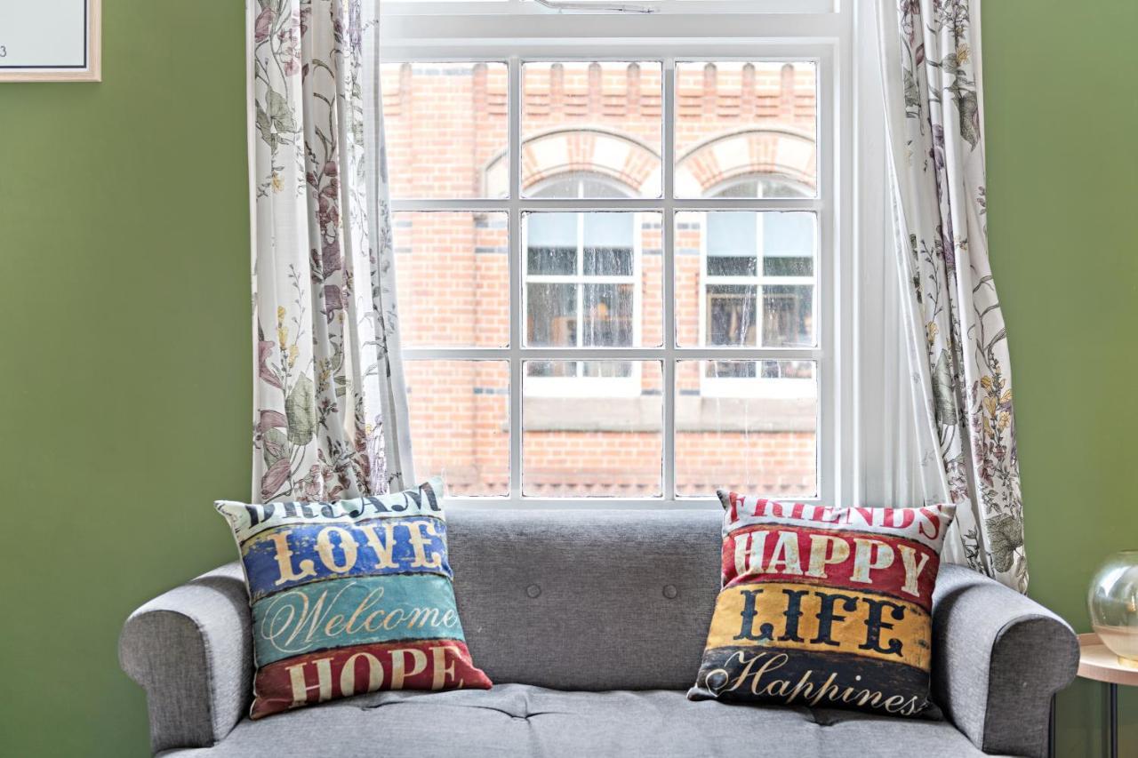 Hidden Retreat In The Heart Of The City - 2 Bed Apt Nottingham Buitenkant foto