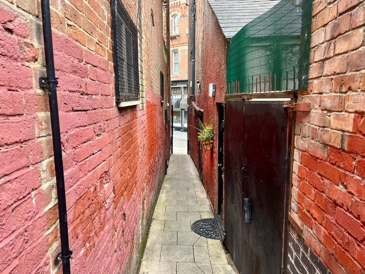 Hidden Retreat In The Heart Of The City - 2 Bed Apt Nottingham Buitenkant foto